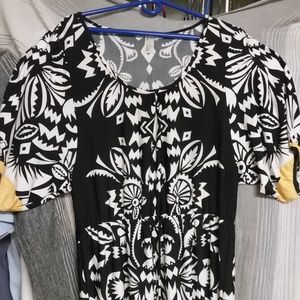 Emma & Michelle black & white with yellow accent